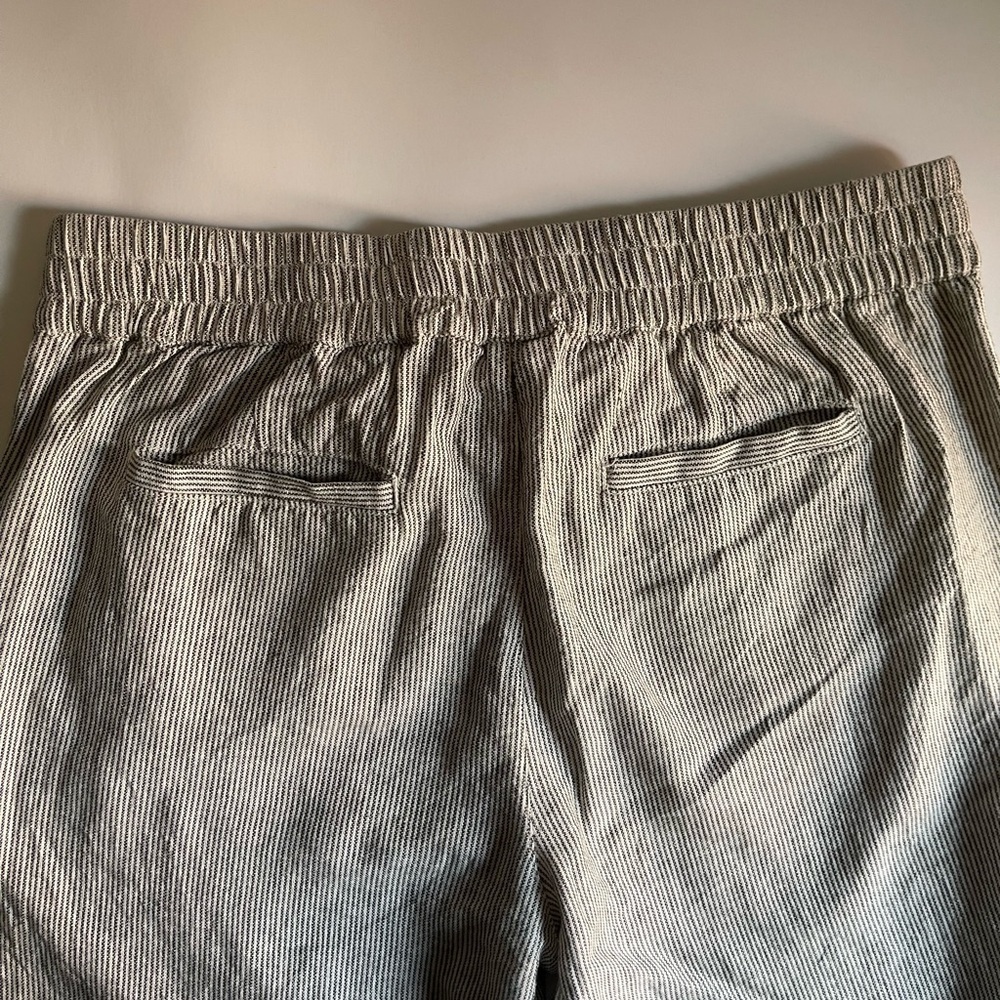C.A.S.L.O.N Women's gray and withe striped, light and casual Sz Small - Picture 2 of 10